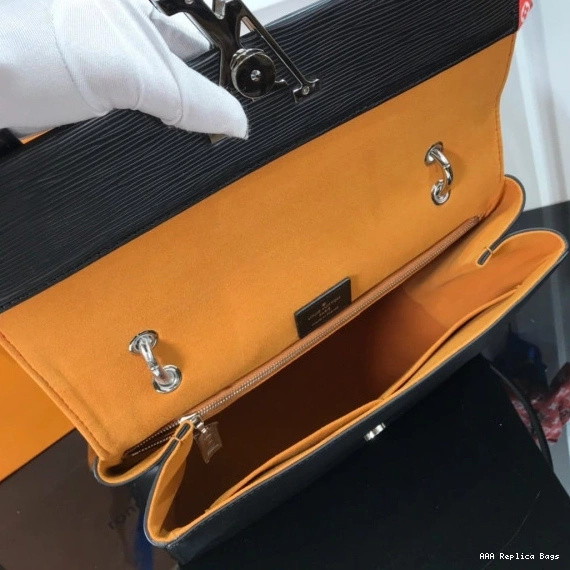 Aaa replica ru GRENELLE VUITTON LOUIS MM 0710